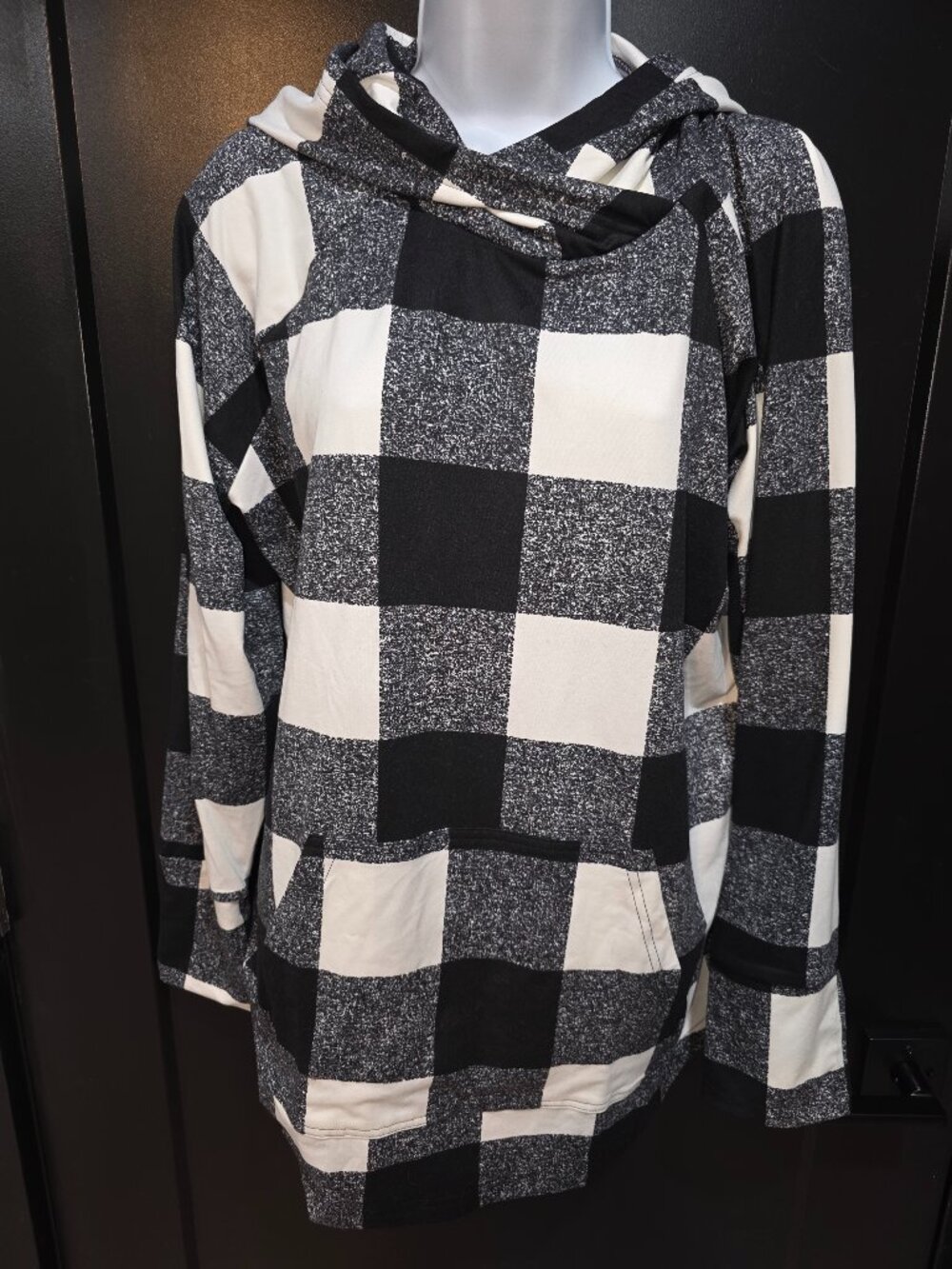 Lularoe Buffalo Plaid Amber Hoodie Sz XL NWT